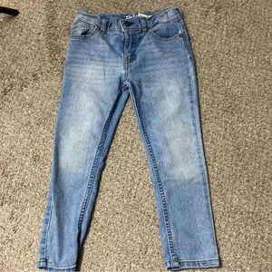 ⭐️Oshkosh skinny jeans
